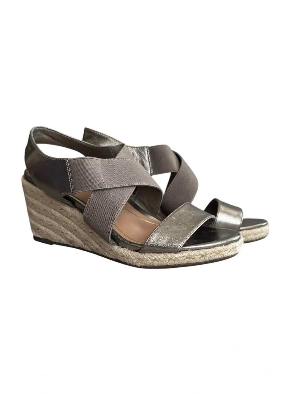 Vionic Tulum Ainsleigh wedge sandals, featuring a metallic bronze leather upper